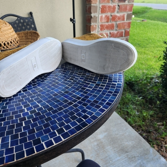 Matisse Gold Metallic Sneakers!! Womens!! Size 9.5 - Picture 5 of 5